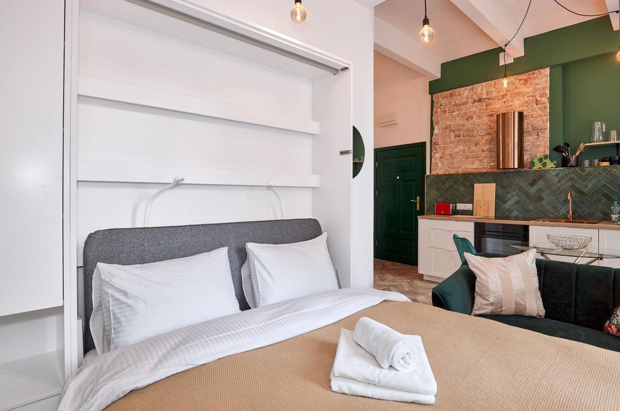 Old Town Deluxe Apartment *